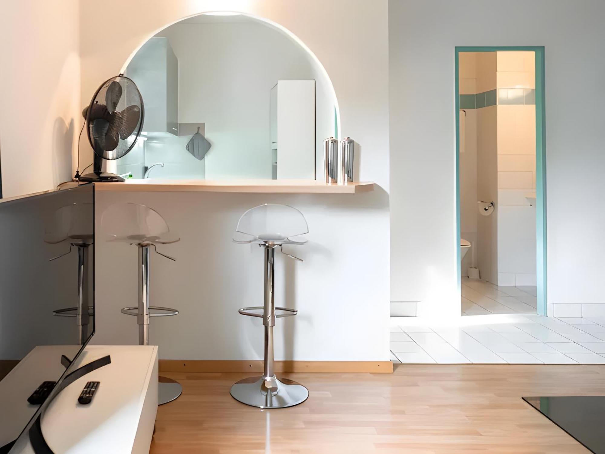 Modern Apartments In The Heart Of Lausanne Ngoại thất bức ảnh